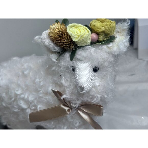 White Sheep Figurine Floral Crown Bow Critters Farm Animal Home Decor Easter - Picture 3 of 9